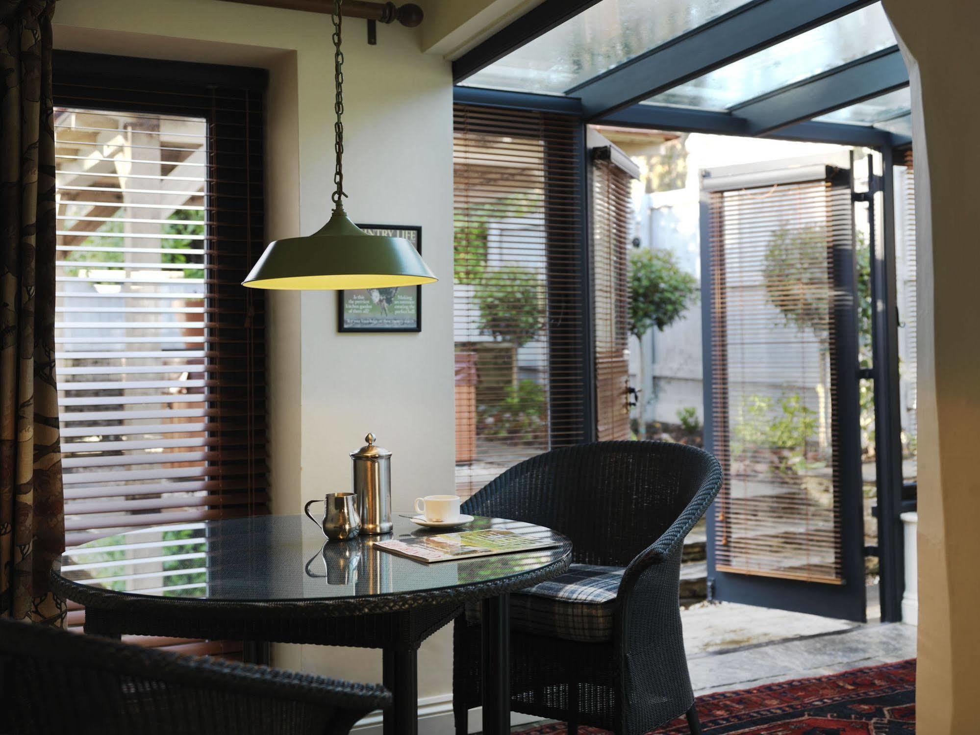 The Hare & Hounds Hotel Tetbury Exteriér fotografie