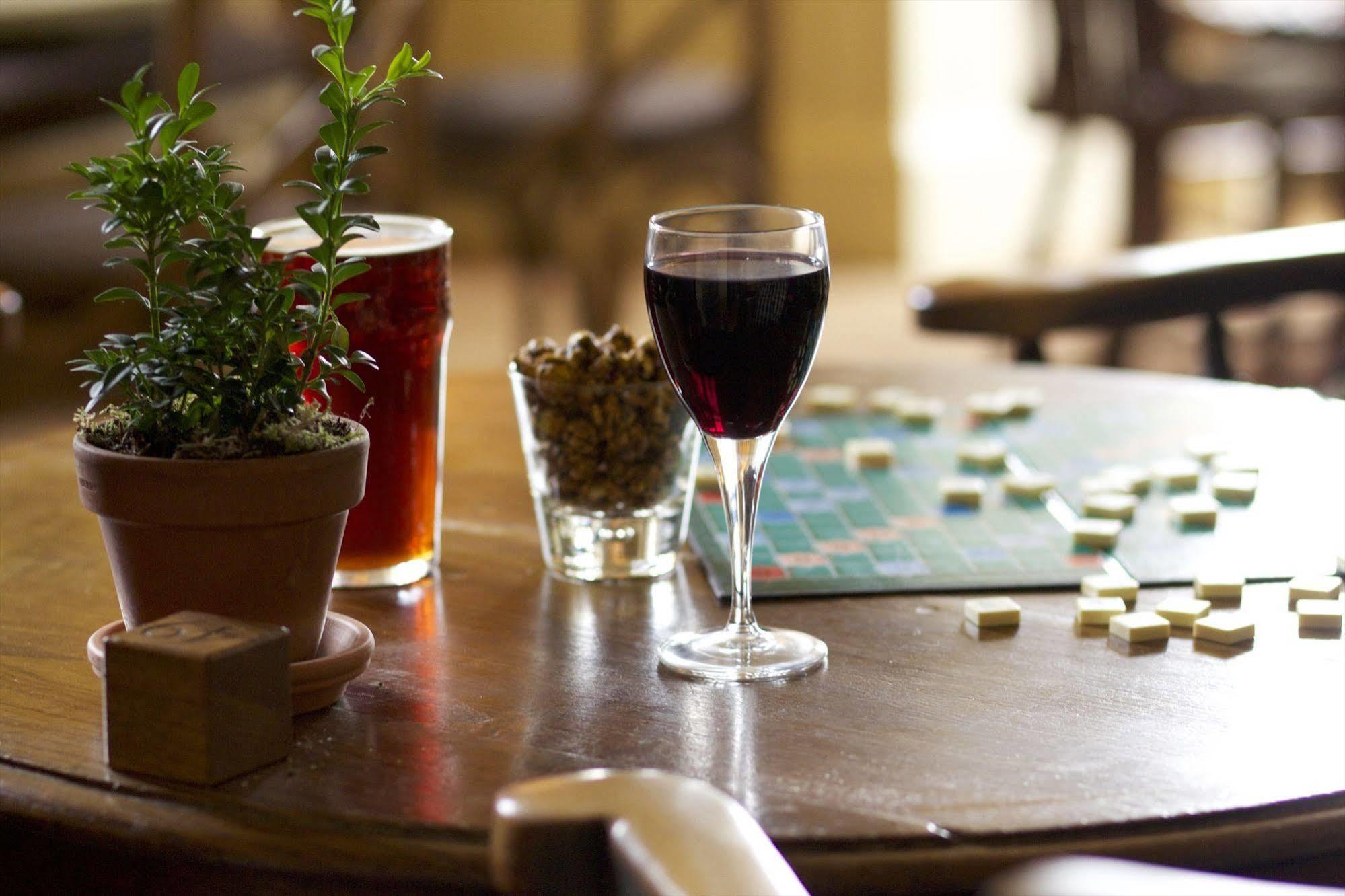 The Hare & Hounds Hotel Tetbury Exteriér fotografie