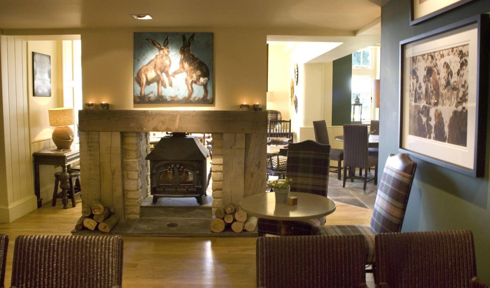 The Hare & Hounds Hotel Tetbury Exteriér fotografie