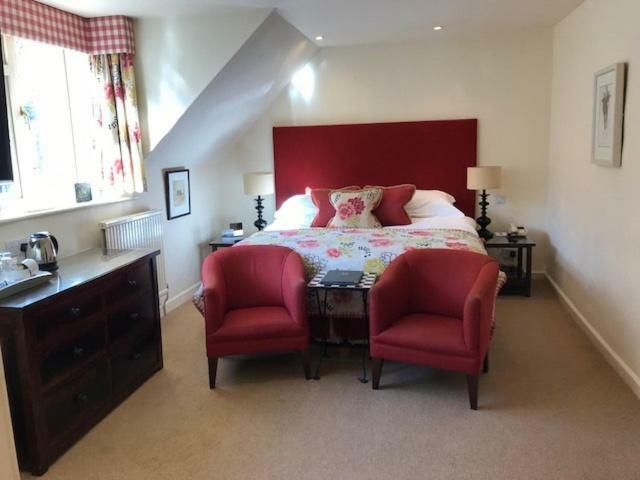 The Hare & Hounds Hotel Tetbury Exteriér fotografie